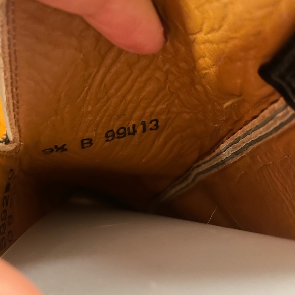 COPY - LUCCHESE BLACK AND WHITE BOOTS - Picture 11 of 13